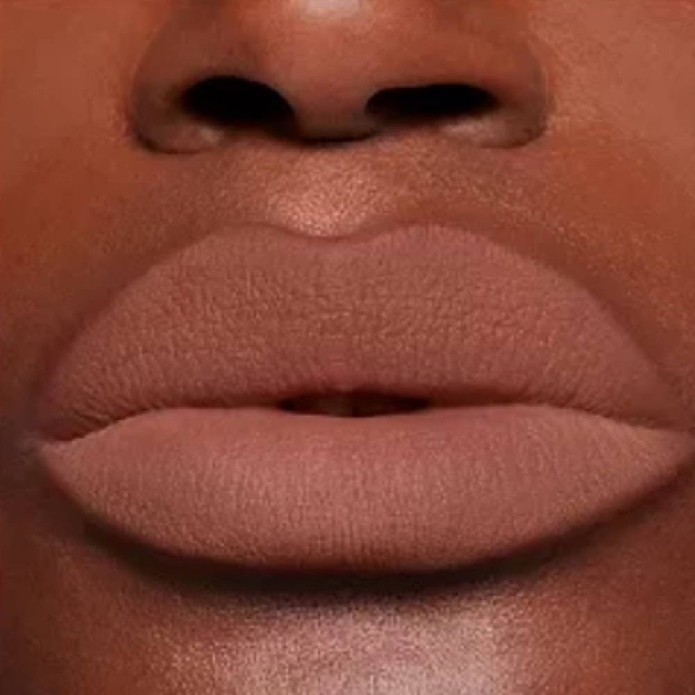 💋Buxom Full-On Plumping Lip Matte in shade Chill Night NWT NIB - Picture 6 of 11